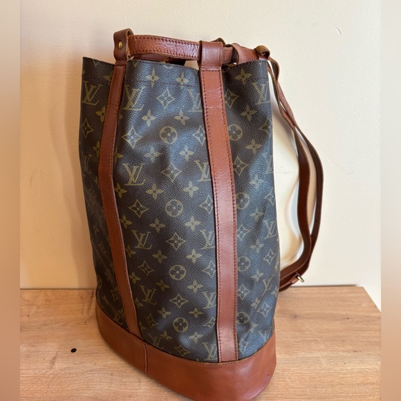Authentic Louis Vuitton monogram backpack - Picture 1 of 6
